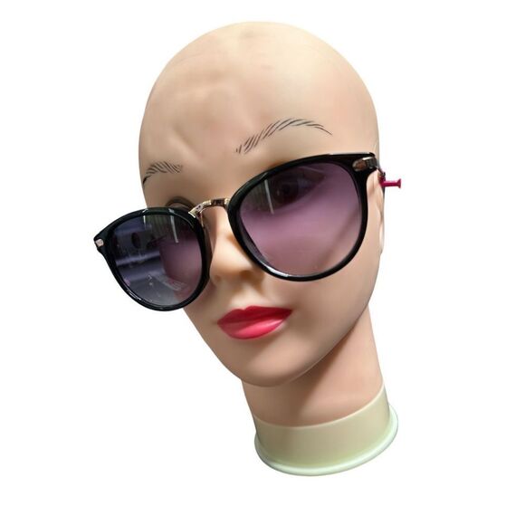 LOOK BEAUTIFUL THIS SUMMER AND SPRING WITH THESE Nice women  OVERSIZED Sunglasse - Picture 1 of 4